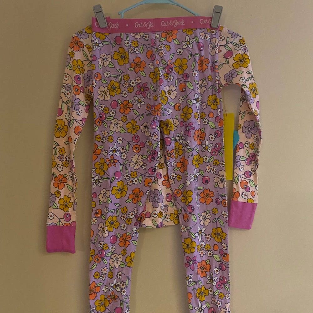 Kids PJs - Picture 6 of 6